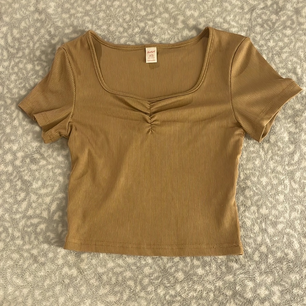 Crop Top Ruffle Neck